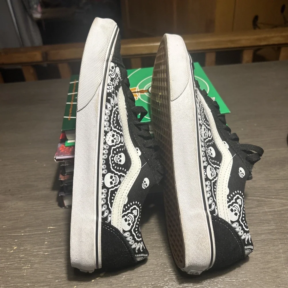 Vans Black And White Skulls And Paisley Collab 9.5 Men's CLEAN - Picture 6 of 13